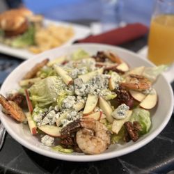 Cock 'n Bull Restaurant - Apple walnut salad with shrimp