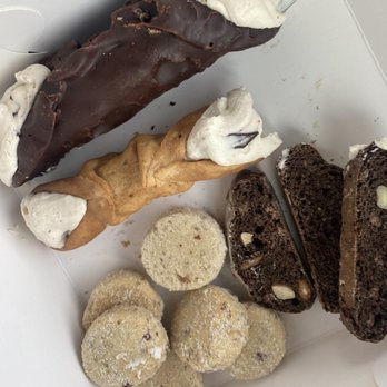 Cossetta Alimentari - Cannolis, pecan drops, & chocolate biscottis - Italian Near Me - Saint Paul, Minnesota