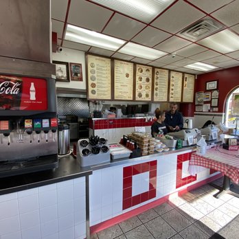 Jerusalem Cafe - Interior - Middle Eastern Near Me - Lombard, Illinois