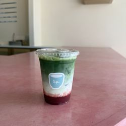 Strawberry Puree Matcha