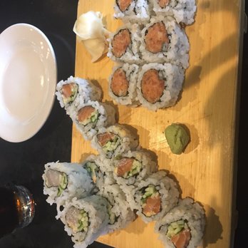 Fresh Catch Restaurant And Sushi Bar - 189 Photos 285 Reviews - Seafood - 30 Chauncy St Mansfield Ma - Restaurant Reviews - Phone Number - Menu