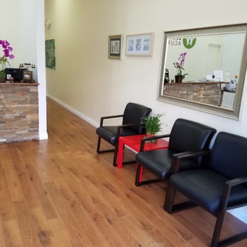 West Acupuncture - Waiting Area - Acupuncture Near Me - Long Beach, California West Acupuncture - Waiting Area - Acupuncture Near Me - Long Beach, California