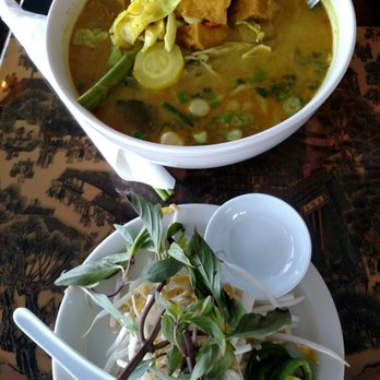 Pho Linh Vietnamese Grill - Curry noodle soup - Vietnamese Near Me - Albuquerque, New Mexico Pho Linh Vietnamese Grill - Curry noodle soup - Vietnamese Near Me - Albuquerque, New Mexico