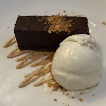 The Kittle House Inn - 'Kittle Kat' Chocolate Crunch Bar - Bed & Breakfast Near Me - Chappaqua, New York The Kittle House Inn - 'Kittle Kat' Chocolate Crunch Bar - Bed & Breakfast Near Me - Chappaqua, New York