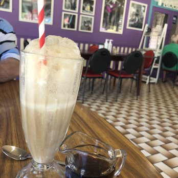 Robyn's Cafe - Coke spider - Cafes Near Me - Bulahdelah, NSW
