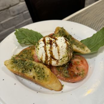 Grazie Modern Italian Kitchen - Burrata - Italian Near Me - Orlando, Florida Grazie Modern Italian Kitchen - Burrata - Italian Near Me - Orlando, Florida