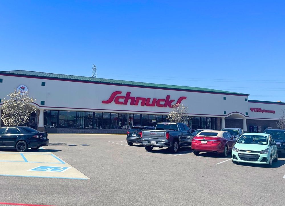 SCHNUCKS Updated August 2024 3700 First Ave, Evansville, Indiana