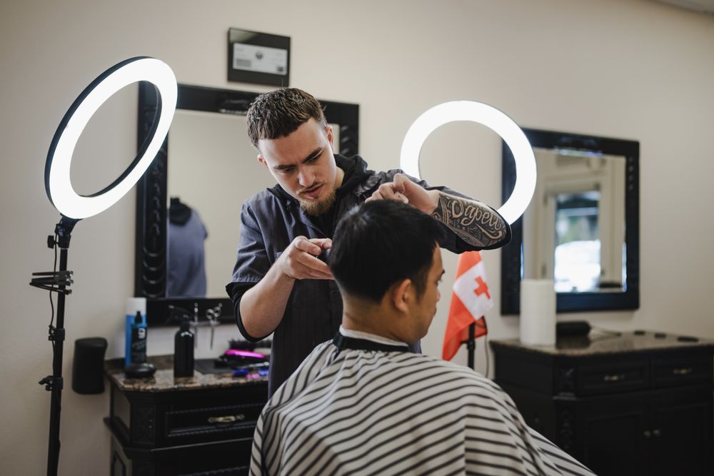 Hi-Definition Barbershop Logo