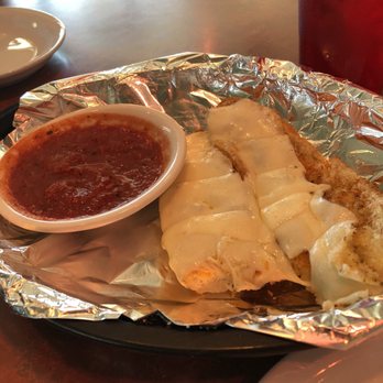 LuBo's NY Pizza - Pizza Near Me - Centennial, Colorado