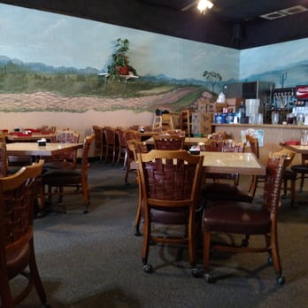 Las Flores - Mexican Near Me - Alvin, Texas