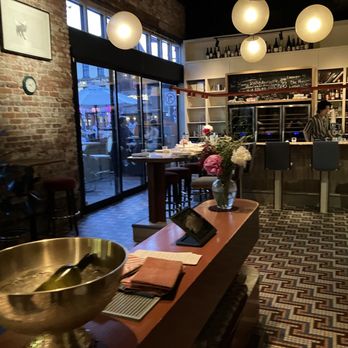 Buvette Daphnee - Inside - International Near Me - Ottawa, Ontario
