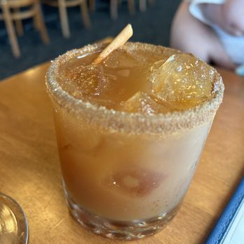 Decoys Seafood - Apple cider old fashion - Seafood Near Me - Suffolk, Virginia