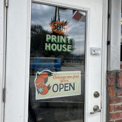 5801 Print House - Entrance