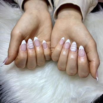 L V Nails - Nail Salons Near Me - Canton, Ohio