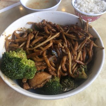 GK Mongolian BBQ - Chicken noodle bowl - Mongolian Near Me - Turlock, California