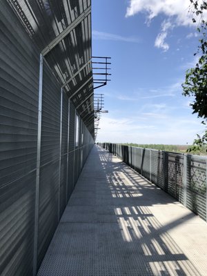 Big River Crossing by null