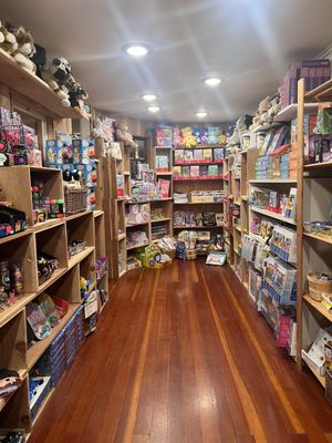 Golden Gait Mercantile by null