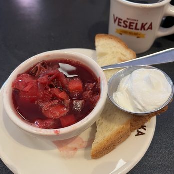 Veselka - Ukrainian Borscht - Pint - Ukrainian Near Me - New York, New York