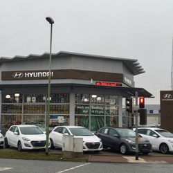 Autohaus Bredler - Verkauf & Beratung Autohaus Bredler-Völkel Außenansicht