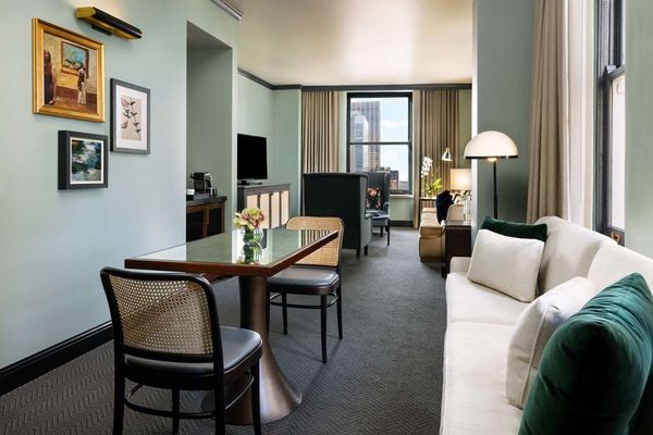 The Candler Hotel Atlanta, Curio Collection by Hilton by null