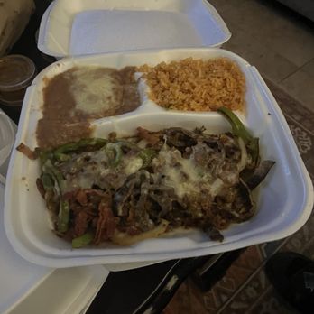 Fondita Mexican Restaurant - Steak chorizo plate. Comes with a side of tortillas. - Mexican Near Me - Stockton, California Fondita Mexican Restaurant - Steak chorizo plate. Comes with a side of tortillas. - Mexican Near Me - Stockton, California
