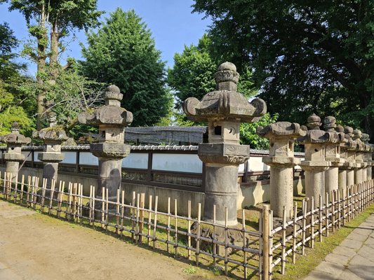 Ueno Toshogu Shrine by null