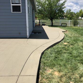 I&B Concrete - Patio with a 1 foot border - Masonry/Concrete Near Me - Strasburg, Colorado I&B Concrete - Patio with a 1 foot border - Masonry/Concrete Near Me - Strasburg, Colorado