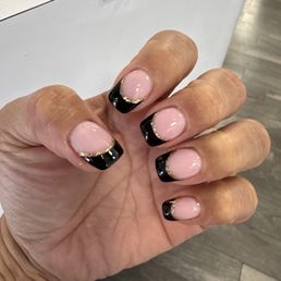 Basic French tip, just switched up the colors for a wedding Basic French tip, just switched up the colors for a wedding