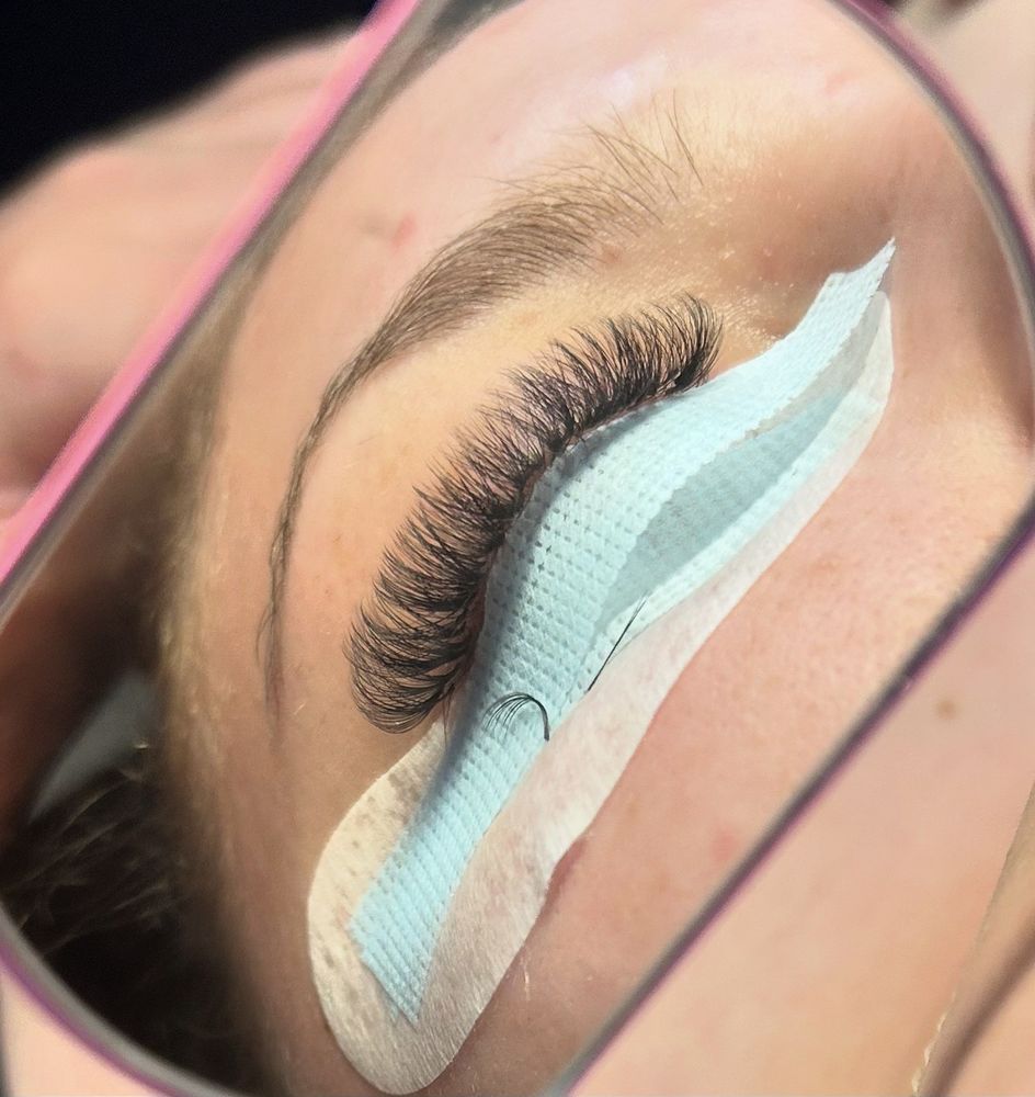 Beauty By Courtney Logo