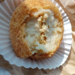 Rio Açaà - Ottawa - Coxinha $5.90.