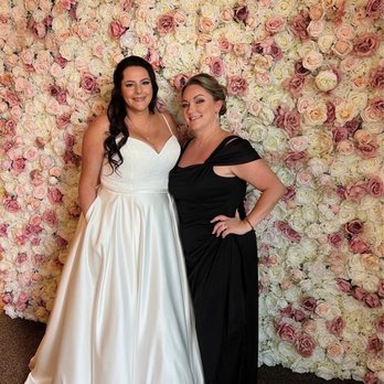 Seven Hills Clothiers - Wedding dress - Sewing & Alterations Near Me - Henderson, Nevada Seven Hills Clothiers - Wedding dress - Sewing & Alterations Near Me - Henderson, Nevada