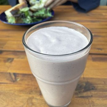 Bloc Somerville - pbj smoothie - Bakeries Near Me - Somerville, Massachusetts