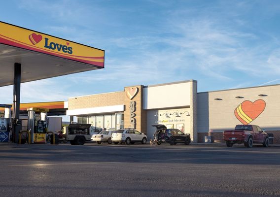 Love's Travel Stop by null