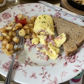 Little Hen - Breakfast & Brunch Near Me - Miami, Florida Little Hen - Breakfast & Brunch Near Me - Miami, Florida