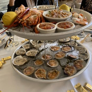 L'Escale - Seafood tower Plateau Royal - French Near Me - Greenwich, Connecticut L'Escale - Seafood tower Plateau Royal - French Near Me - Greenwich, Connecticut