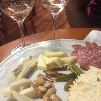 Seal Beach Winery - cheese plate - Wineries Near Me - Los Alamitos, California Seal Beach Winery - cheese plate - Wineries Near Me - Los Alamitos, California