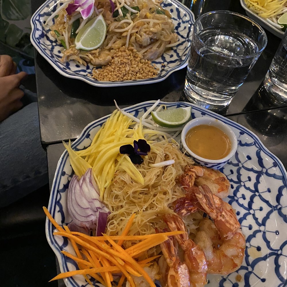 Valla Table - Crispy Shrimp Noodle - Thai Near Me - New York, New York Valla Table - Crispy Shrimp Noodle - Thai Near Me - New York, New York