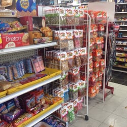 ALS Market & Liquor - Inside - snacks