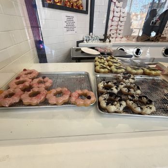 Mochii Donut - North Center - Donuts on display - Donuts Near Me - Chicago, Illinois Mochii Donut - North Center - Donuts on display - Donuts Near Me - Chicago, Illinois