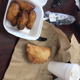 Empanada and plantains