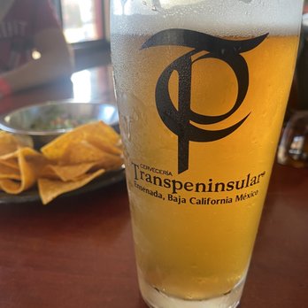 Cervecería Transpeninsular - Pale Ale and chips w/guacamole - Breweries Near Me - Ensenada, BCN Cervecería Transpeninsular - Pale Ale and chips w/guacamole - Breweries Near Me - Ensenada, BCN
