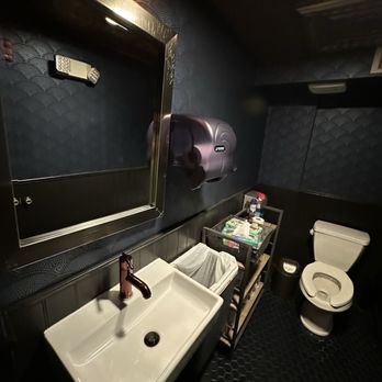 Southgate - Bathroom - Korean Near Me - Philadelphia, Pennsylvania