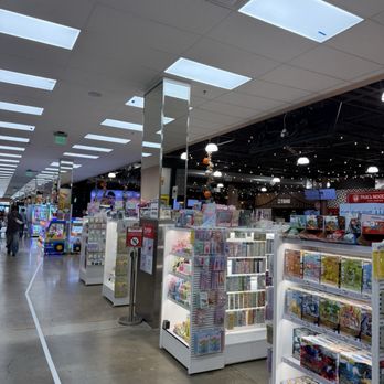 H Mart - Outside of the grocery store - Food Court Near Me - Dallas, Texas