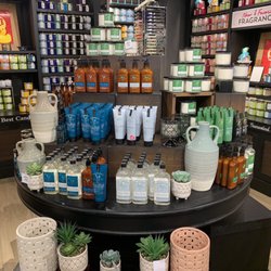 Bath & Body Works