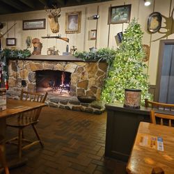 Cracker Barrel Old Country Store - Fireplace in main dining room
