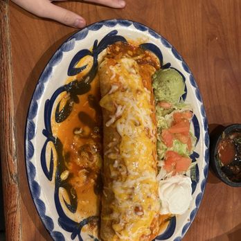 Tapatio Mexican Grill - chicken Burrito Lenero - Mexican Near Me - Newcastle, Washington Tapatio Mexican Grill - chicken Burrito Lenero - Mexican Near Me - Newcastle, Washington