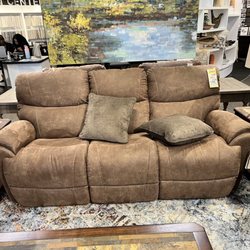 La-Z-Boy Home Furnishings & Décor - 724 Trouper sofa ( not powered )