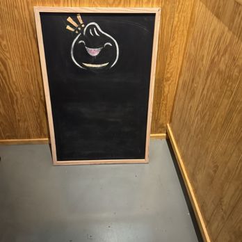 MOMO Kitchen - Cute dumpling - New American Near Me - Norfolk, Virginia