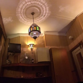 Hotel Nadia - Really cool old lamps in the deluxe room. - Hotels Near Me - Amsterdam, New Hampshire