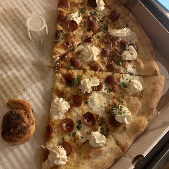Williamsburg Pizza - Bianco LG - Pizza Near Me - Brooklyn, New York Williamsburg Pizza - Bianco LG - Pizza Near Me - Brooklyn, New York